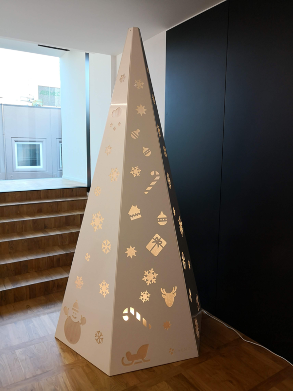 MOMI XMAS LUX, alto 250 cm